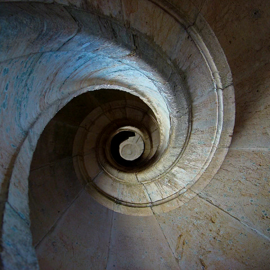 wendeltreppe im grossen kreuzgang im mosteiro de cristo in tomar